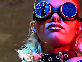 Sassygirl move like mechanized doom♀