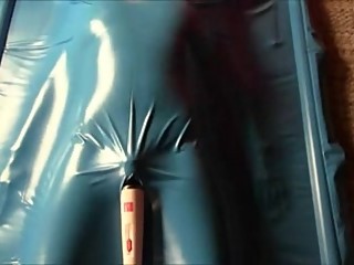 Cumming in Vacuum Bed