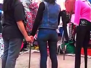 SEXY LESBIAN WITH A MUFFIN ASS!!!!